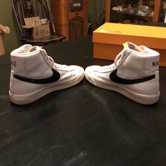 Nike Blazer Mid 77 - Picture 7 of 16